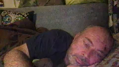 Snapshot of srekos38 chatting on October 12, 2025, 7:13 pm srekos38 online show from October 12, 2025, 7:13 pm