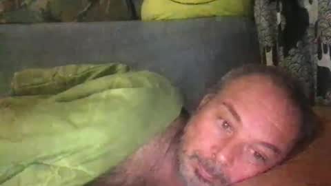 Snapshot of srekos38 chatting on December 2, 2025, 6:47 pm srekos38 online show from December 2, 2025, 6:47 pm