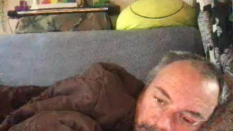 Snapshot of srekos38 chatting on December 15, 2025, 9:24 am srekos38 online show from December 15, 2025, 9:24 am