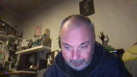 Snapshot of srekos38 chatting on February 22, 2026, 7:23 pm srekos38 online show from February 22, 2026, 7:23 pm
