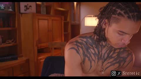 Matt     online show from November 21, 2025, 10:52 pm