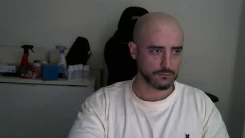 Snapshot of srtramposo chatting on April 24, 2026, 8:11 pm srtramposo online show from April 24, 2026, 8:11 pm