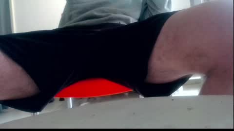 Snapshot of ssenzo chatting on February 6, 2025, 8:39 am ssenzo online show from February 6, 2025, 8:39 am