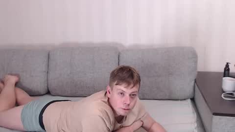 Joe Peach online show from November 5, 2025, 1:44 pm