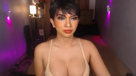 Snapshot of staceyanne030 chatting on May 13, 2026, 2:53 am DomStacey online show from May 13, 2026, 2:53 am