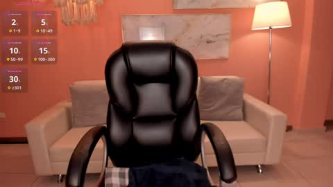 Stacy Woods online show from December 18, 2024, 5:21 pm