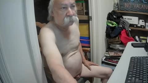 Snapshot of stache169 chatting on July 15, 2026, 1:05 pm stache169 online show from July 15, 2026, 1:05 pm