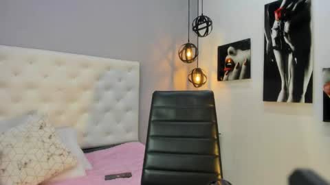 Snapshot of stacy_babby chatting on September 20, 2025, 4:57 am stacy online show from September 20, 2025, 4:57 am