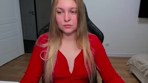 Snapshot of stacy_miraclee chatting on October 20, 2025, 4:18 pm Stacy online show from October 20, 2025, 4:18 pm