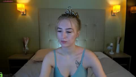 Stacy Mon Tue Wed Thu Fri Sun GMT GMT 3 1000am - 0400pm  online show from February 12, 2026, 9:26 am