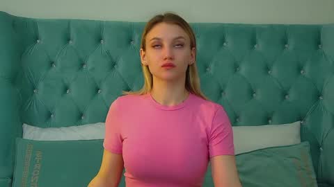 StacyEvances online show from May 4, 2026, 6:37 pm