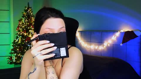 Snapshot of stacygonzales_ chatting on January 19, 2025, 6:20 am Bye bye dear See you on December 3st online show from January 19, 2025, 6:20 am