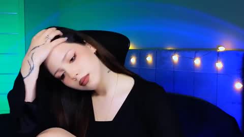 Snapshot of stacygonzales_ chatting on February 18, 2025, 9:32 am Bye bye dear See you on December 3st online show from February 18, 2025, 9:32 am