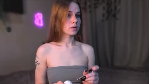 stacyloveforu online show from October 4, 2025, 11:47 pm