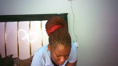 Snapshot of stacyweet chatting on October 30, 2025, 3:02 pm Stacysweet chocolate online show from October 30, 2025, 3:02 pm