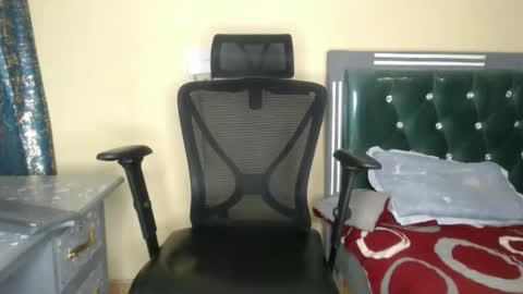 calvin online show from November 28, 2025, 2:25 am