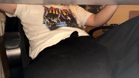 stang_ online show from November 23, 2025, 2:50 pm