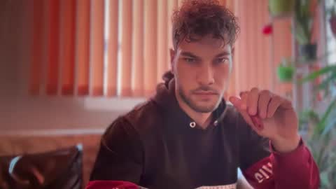 Snapshot of stann145 chatting on December 17, 2025, 1:39 pm Stan online show from December 17, 2025, 1:39 pm