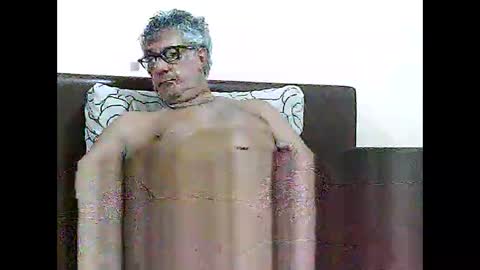 Snapshot of star0806666a chatting on February 11, 2025, 5:26 am star0806666a online show from February 11, 2025, 5:26 am