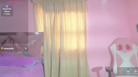 Snapshot of star_bons22 chatting on November 14, 2025, 3:55 pm star bons online show from November 14, 2025, 3:55 pm