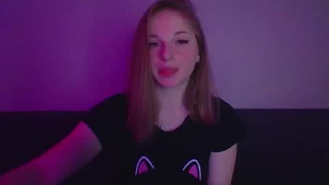 Snapshot of star_girlish chatting on November 4, 2025, 7:02 pm star_girlish online show from November 4, 2025, 7:02 pm