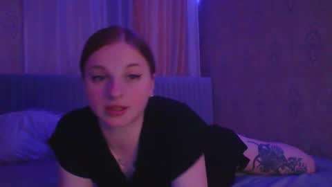 Snapshot of star_girlish chatting on November 12, 2025, 9:47 pm star_girlish online show from November 12, 2025, 9:47 pm