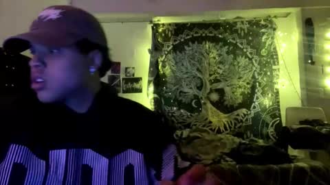 Kayx online show from February 19, 2026, 2:07 am