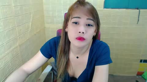 juicyFoxCocky online show from March 11, 2026, 9:37 am