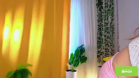 Nina online show from June 22, 2026, 2:57 am