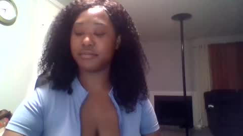 starlebomb online show from March 25, 2026, 1:33 am