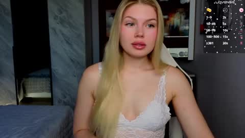 Caroline online show from May 1, 2026, 3:00 am