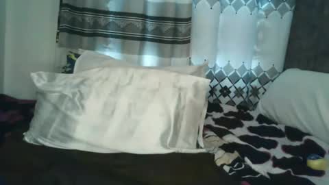 Snapshot of starnah chatting on June 18, 2026, 1:37 pm starnah online show from June 18, 2026, 1:37 pm