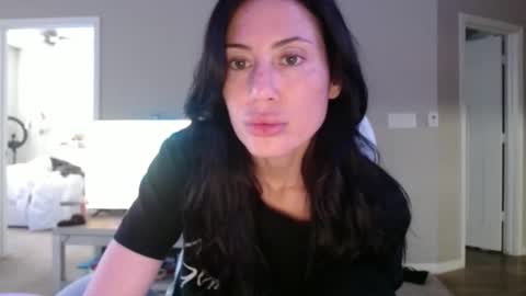 Snapshot of starseedgem chatting on April 5, 2026, 5:10 pm starseedgem online show from April 5, 2026, 5:10 pm