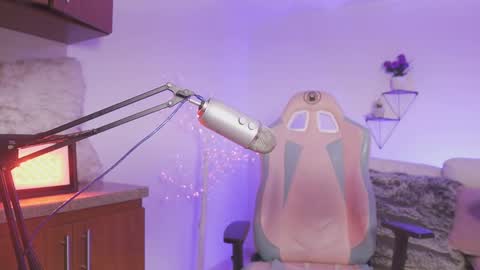 Snapshot of starwitch_ chatting on September 16, 2025, 12:39 pm Yoko online show from September 16, 2025, 12:39 pm