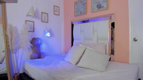 Starx online show from March 13, 2026, 8:15 pm