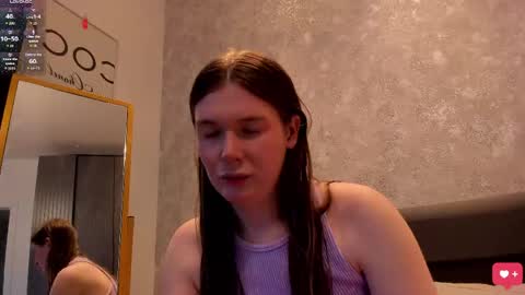 Snapshot of stassie_mil chatting on April 30, 2026, 10:54 am Twitter-stassie mil Im back after vacation new toy vulse online show from April 30, 2026, 10:54 am