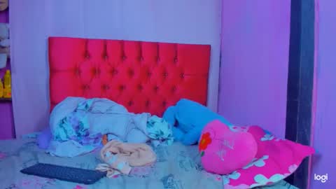 stassiebell online show from February 9, 2026, 6:39 am