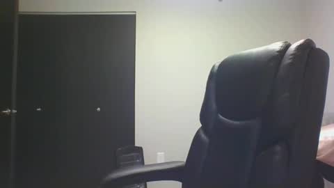 stayinalive1992 online show from March 29, 2026, 3:17 am