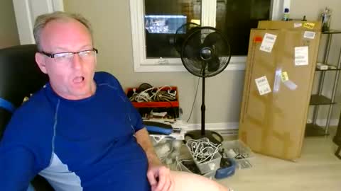 Snapshot of steakman007 chatting on May 12, 2026, 3:25 am Steakman online show from May 12, 2026, 3:25 am