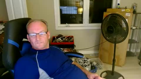 Snapshot of steakman007 chatting on May 22, 2026, 3:24 am Steakman online show from May 22, 2026, 3:24 am
