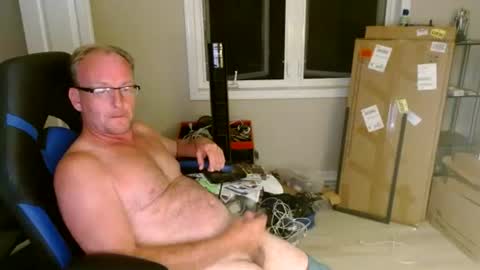 Snapshot of steakman007 chatting on July 7, 2026, 3:20 am Steakman online show from July 7, 2026, 3:20 am