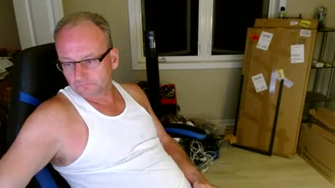 Snapshot of steakman007 chatting on July 29, 2026, 2:53 am Steakman online show from July 29, 2026, 2:53 am