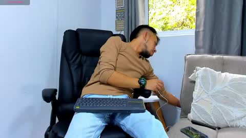 Steban online show from May 16, 2026, 12:59 pm