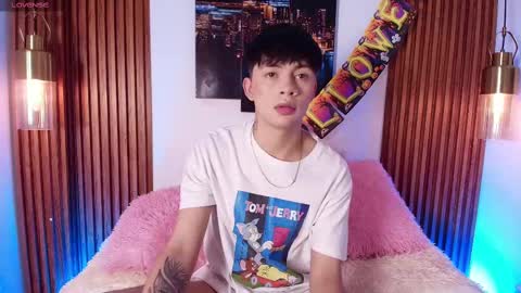 Steev online show from October 22, 2025, 9:36 pm