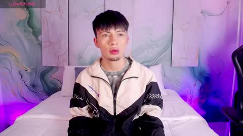 Steev online show from March 18, 2026, 3:42 am