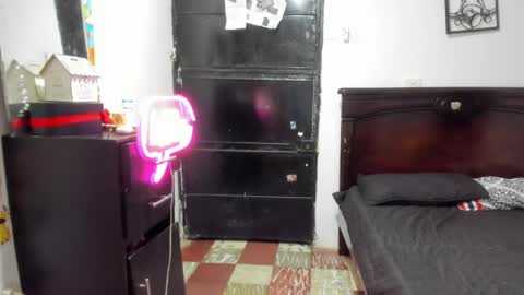 julieth-cancer online show from April 21, 2026, 1:53 am