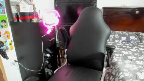 julieth-cancer online show from April 30, 2026, 1:12 am