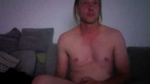 Snapshot of stefanausrosach chatting on August 3, 2026, 6:11 pm stefanausrosach online show from August 3, 2026, 6:11 pm