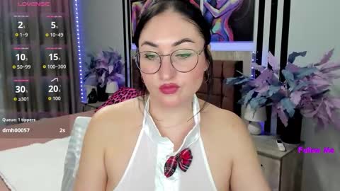 StefanaWinter online show from April 13, 2026, 11:27 am