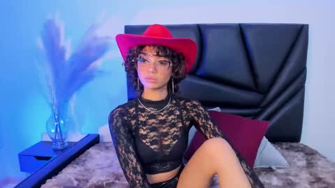 Stefania  online show from September 27, 2025, 8:03 pm